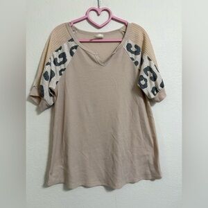 🤎Now N Forever Beige Top with Leopard Print Sleeves🤎